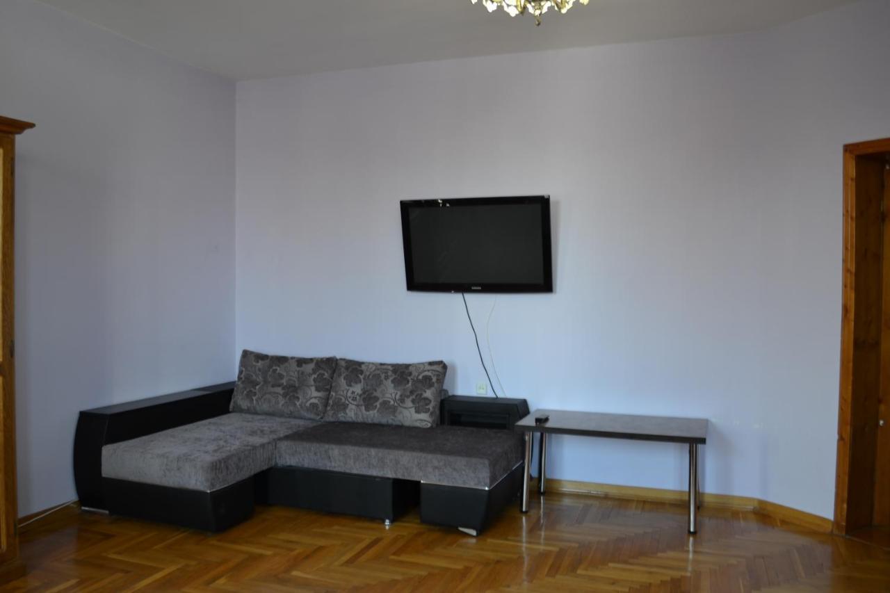 Art Hotel Tjernivtsi Eksteriør billede